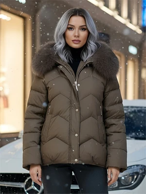 Куртка зимняя женская с мехом и капюшоном тренд коричневого цвета 7759K 713887787