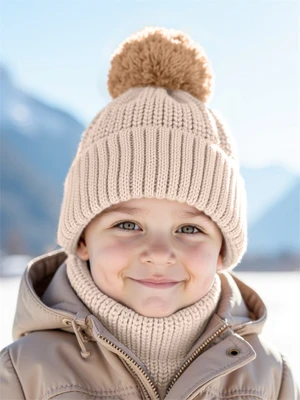 Шапка детская вязаная с помпоном Amarobaby Pure Love Muffin, демисезонная, бежевый AB-OD22-PLM16/03-38