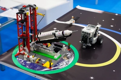 LEGO LO2018 Комплект MINDSTORMS EV3 Лунная Одиссея (полный) 1911134933