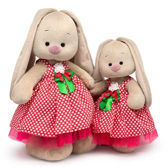 {{photo.Alt || photo.Description || 'Зайка Ми в сарафане «Земляничка»'}}