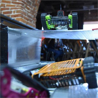 {{photo.Alt || photo.Description || 'Интерактивная FPV зона: максимальная'}}