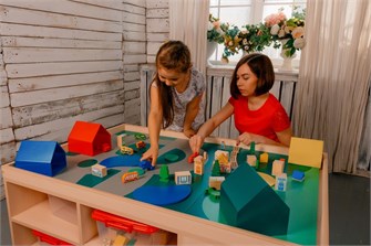 {{photo.Alt || photo.Description || 'Игровой ландшафтный стол Приоритет S'}}