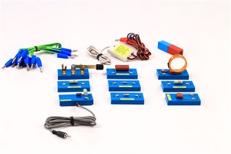 {{photo.Alt || photo.Description || 'Набор для практикума "Электричество"'}}