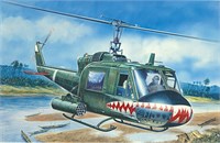 0050  авиация  UH-1C  GUNSHIP (1:72) 8001283800501