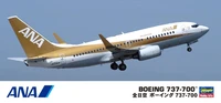 10735  авиация  Boeing 737-700 ANA  (1:200) 4967834107359