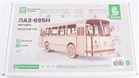 11107  автомобили и мотоциклы  Л@З-695Н автобус  (1:35) 2000002155355