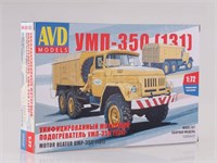 1295AVD  автомобили и мотоциклы  Унифицированный моторный подогреватель УМП-350 (131)  (1:72) 4610045012959