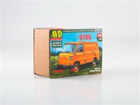 1468AVD  автомобили и мотоциклы  З@З-970Б  (1:43) 4610045014687