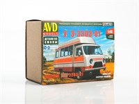 1528AVD  автомобили и мотоциклы  КЕМПЕР -3303-01  (1:43) 4610045015288