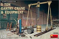 35589  наборы для диорам  5 Ton Gantry Crane and Equipment  (1:35) 4820183312129