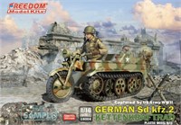 16004  техника и вооружение  WWII German Sd.Kfz. 2 Kettenkraftrad  (1:16) 4711511160041