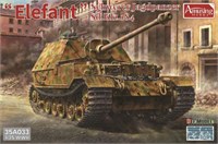 35A033  техника и вооружение  Sd.Kfz.184 Schwerer Jagdpanzer 'ELEFANT' Full interior   (1:35) 6954248835334