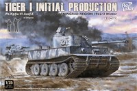BT-014  техника и вооружение  Tiger I Initial Prod s.Pz.Abt.502 Leningrad 1942/43 Winter  (1:35) 6971995748243