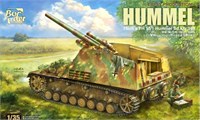 BT-032  техника и вооружение  Hummel Sd. Kfz. 165 Early Production 15cm s.FH 18/1  (1:35) 6971995746607