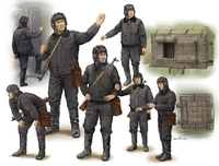 00434  фигуры  Soviet Soldier - Scud B Crew  (1:35) 9580208004341