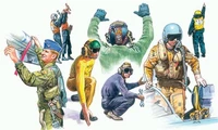 1246  фигуры  NATO PILOTS AND GROUND CREW (1:72) 8001283012461