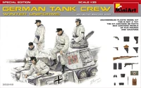 35249  фигуры  GERMAN TANK CREW WINTER UNIFORMS SPECIAL EDITION  (1:35) 4820183311177