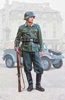 7407  фигуры  GERMAN INFANTRYMAN  (1:9) 8001283074070