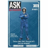 ASK48015  фигуры  Пилот ВВС/ВКС России (летняя форма) №3  (1:48) 2000000242927