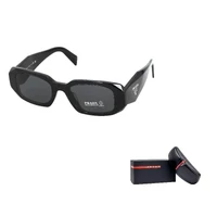 Солнцезащитные очки Prada 10429443