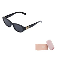 MIU MIU Солнцезащитные очки овальной формы Eyewear Oval Frame, Black 27984045