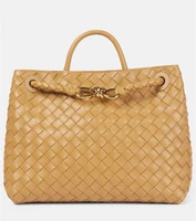Andiamo Intrecciato средняя кожаная сумка-тоут Bottega Veneta, DARK PRA-MB-DARK PRA 25641259