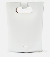 Маленькая кожаная сумка-тоут в сложенном виде Alaïa, белый 6950274