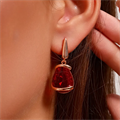Серьги длинные с крупным камнем Каталог >> Бижутерия >> Ювелирная бижутерия коллекция "Дубай", покрытие позолота, вставка: стекло, цвет: красный, арт.313.418 313.418