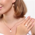 Комплект Каталог >> Бижутерия >> Ювелирная бижутерия коллекция  "Дубай" серьги, кулон и кольцо 19 р, покрытие: позолота, вставка: пластик, цвет: молочный, арт.215.416-19 215.416-19