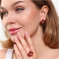Комплект Каталог >> Бижутерия >> Ювелирная бижутерия коллекция  "Дубай" серьги и кольцо 20 р, покрытие: позолота, вставка: витражная эмаль бордового цвета, арт.313.116-20 313.116-20
