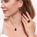 Комплект Каталог >> Бижутерия >> Ювелирная бижутерия серьги, кулон и кольцо 17 р, покрытие: посеребрение, вставка: фианит, цвет: черный, арт.313.073-17 313.073-17