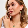 Крупный комплект ювелирной бижутерии коллекция "Дубай" серьги, кулон и кольцо 19 р, покрытие: позолота вставка: фианиты, искусственный камень, сухоцветы, цвет: прозрачный и зеленый, арт.213.884-19 213.884-19