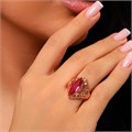 Кольцо 19 р с крупным камнем Каталог >> Бижутерия >> Ювелирная бижутерия коллекция  "Дубай" покрытие: позолота, вставка: фианит, цвет: малиновый, арт.314.513-19 314.513-19