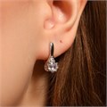 Серьги Каталог >> Бижутерия >> Ювелирная бижутерия, покрытие посеребрение, вставка: фианиты, цвет: прозрачный, арт.213.573 213.573