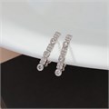 Серьги палочки Каталог >> Бижутерия >> Ювелирная бижутерия, покрытие просеребрение, вставка: фианиты, цвет: прозрачный, арт.213.569 213.569