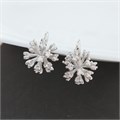 Серьги цветы Каталог >> Бижутерия >> Ювелирная бижутерия покрытие посеребрение, вставка: фианиты, цвет: прозрачный, арт.213.557 213.557