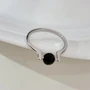 Кольцо с подвижным круглым камнем Каталог >> Бижутерия >> Ювелирная бижутерия, покрытие посеребрение, вставка: фианиты, цвет: черный, 17 р, арт.219.359-17 219.359-17