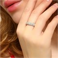 Кольцо Каталог >> Бижутерия >> Ювелирная бижутерия коллекция Дубайское золото из стали, покрытие: позолота, вставка: фианиты, цвет: прозрачный, 17 р, арт.101.174-17 101.174-17