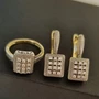 Комплект ювелирной бижутерии Итальянское золото (покрытие желтое 14к), серьги и кольцо 17 р, покрытие позолота и посеребрение, вставка: фианиты, цвет: прозрачный, арт.213.052-17 213.052-17