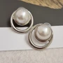 Серьги круглые геометрические, цвет серебристый, вставка: иск.жемчуг, 05025, арт.001.499 001.499
