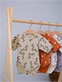 Боди Rant Hugs and kisses с коротким рукавом Pattern green 6273 4670078628961