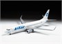 7019  авиация  Боинг 737-800  Пассажирский авиалайнер  (1:144) 4600327070197