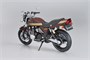 06532  автомобили и мотоциклы  Kawasaki ZR400C Zephyr χ '03 w/Custom Parts  (1:12) 4905083065327