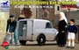 CB35171  автомобили и мотоциклы  Italian Light Delivery Van w/Civilian  (1:35) 4544032705534
