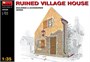 35520  наборы для диорам  RUINED VILLAGE HOUSE  (1:35) 4820041101155