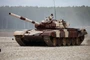09555  техника и вооружение  Российский Танк-72Б1  (с динамической защитой КОНТАКТ-1)  (1:35) 9580208095554