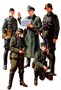 35298  фигуры  Немецкие офицеры, радист, набор вооружения и аммуниции (1:35) 4950344352982