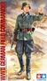 36313  фигуры  Немецкий офицер с пистолетом Вальтер Р-38 (1:16) 4950344363131