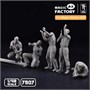 7507  фигуры  Ground Crew for Magic Factory 5001  (1:48) 6974715830204