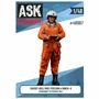 ASK48007  фигуры  Пилот ВВС/ВКС России в ВМСК (планшет в руках) #1  (1:48) 2000000214788